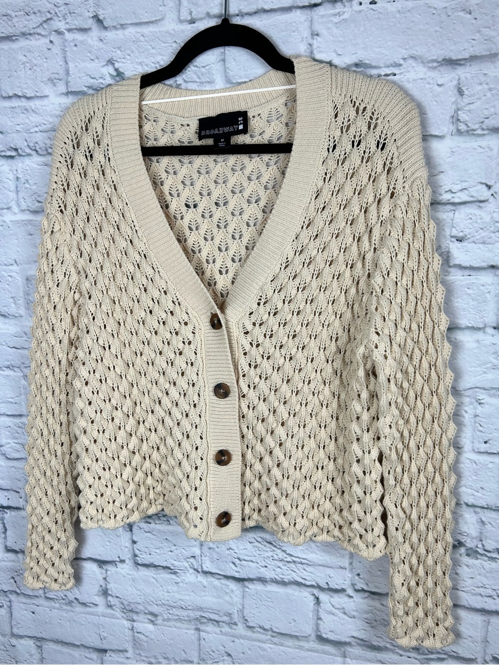 Broadway 38 Women’s Medium Cream Open Knit Button Front Cardigan Sweater